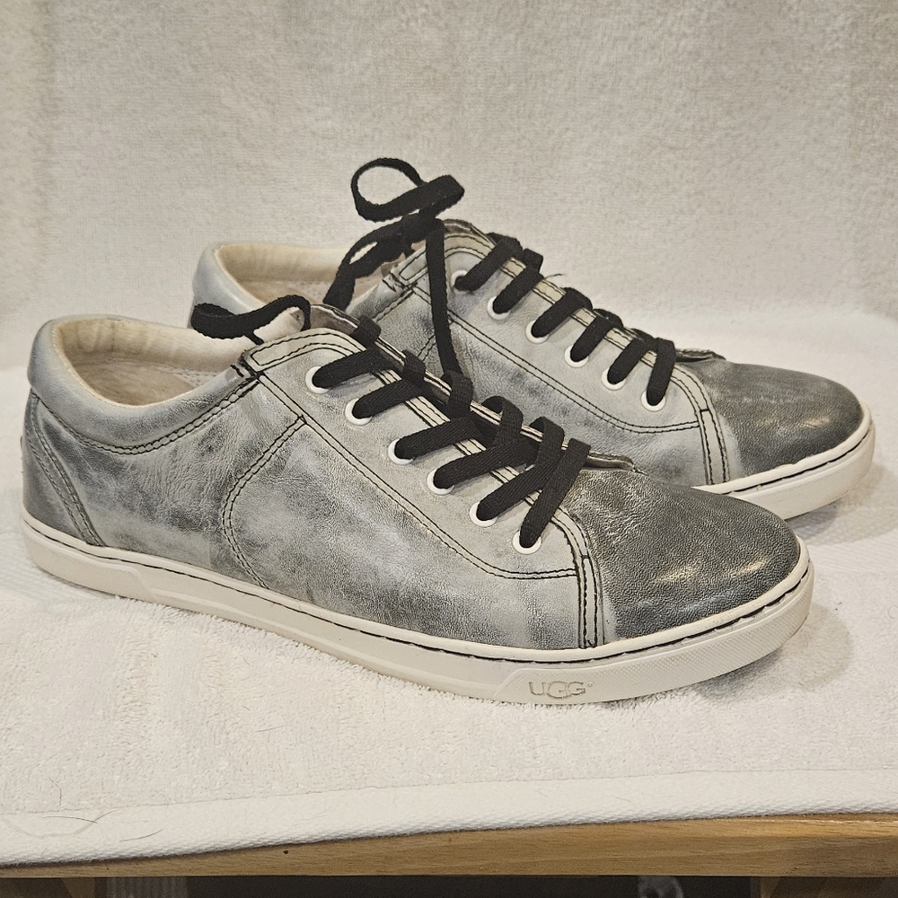UGG TOMI SNEAKERS